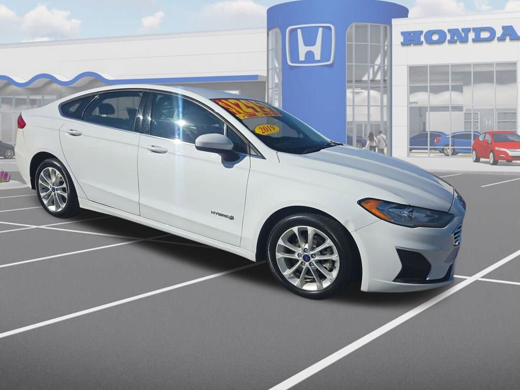Used 2019 Ford Fusion SE