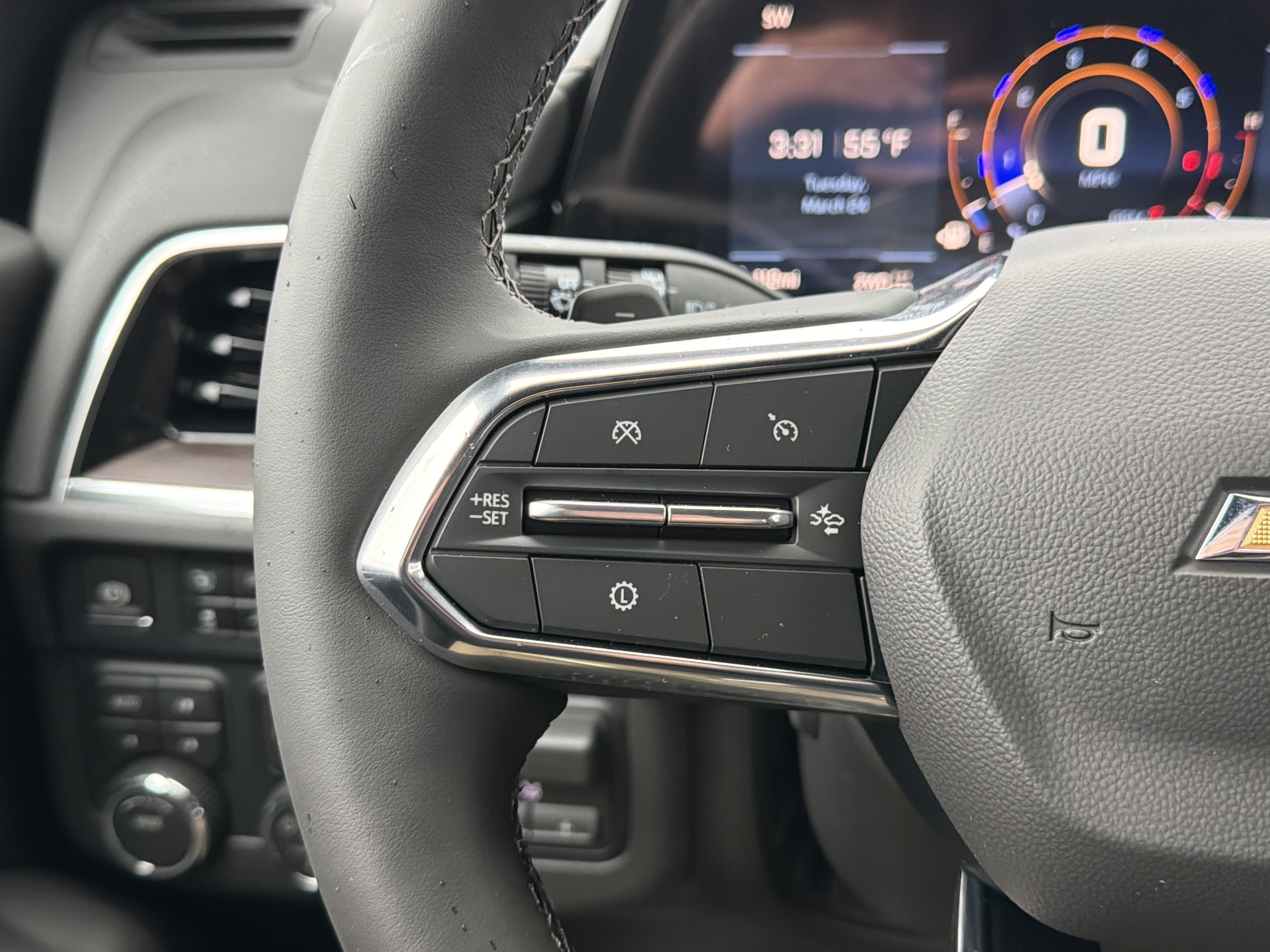 New 2026 Chevrolet Suburban Premier image 18