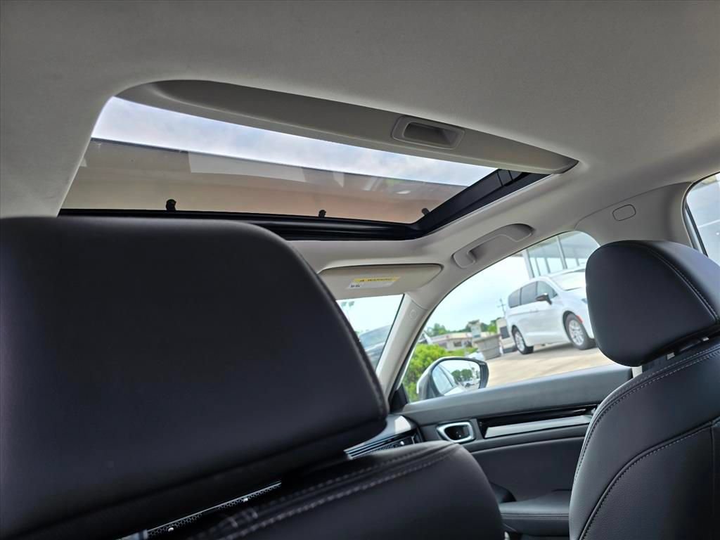 Used 2024 Honda Civic EX-L image 7