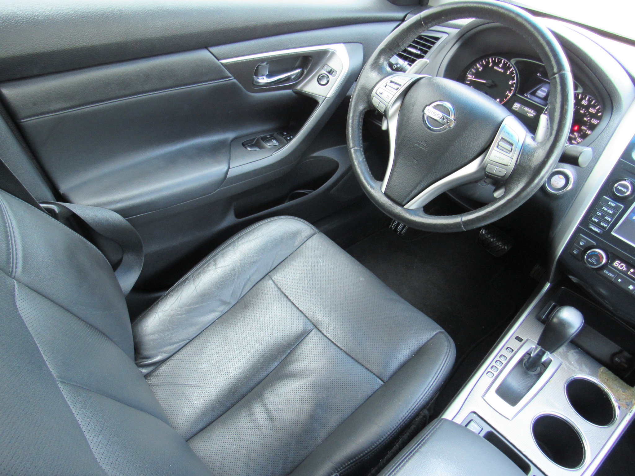Used 2015 Nissan Altima 3.5 SL FWD image 32