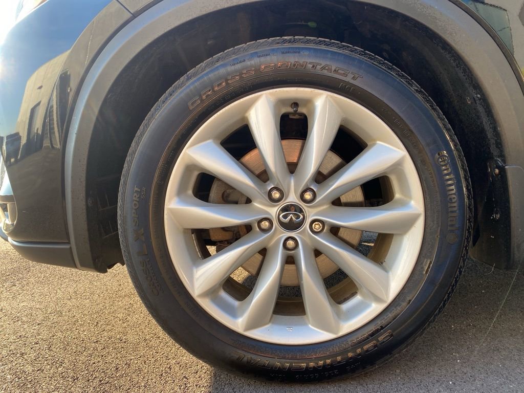 Used 2019 INFINITI QX50 Essential w/ Premium Heat Package image 31