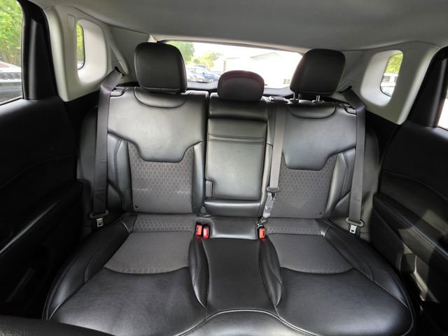 Used 2019 Jeep Compass Altitude image 27