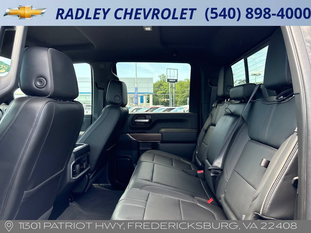 Certified 2022 Chevrolet Silverado 3500 High Country AWD/4WD image 11
