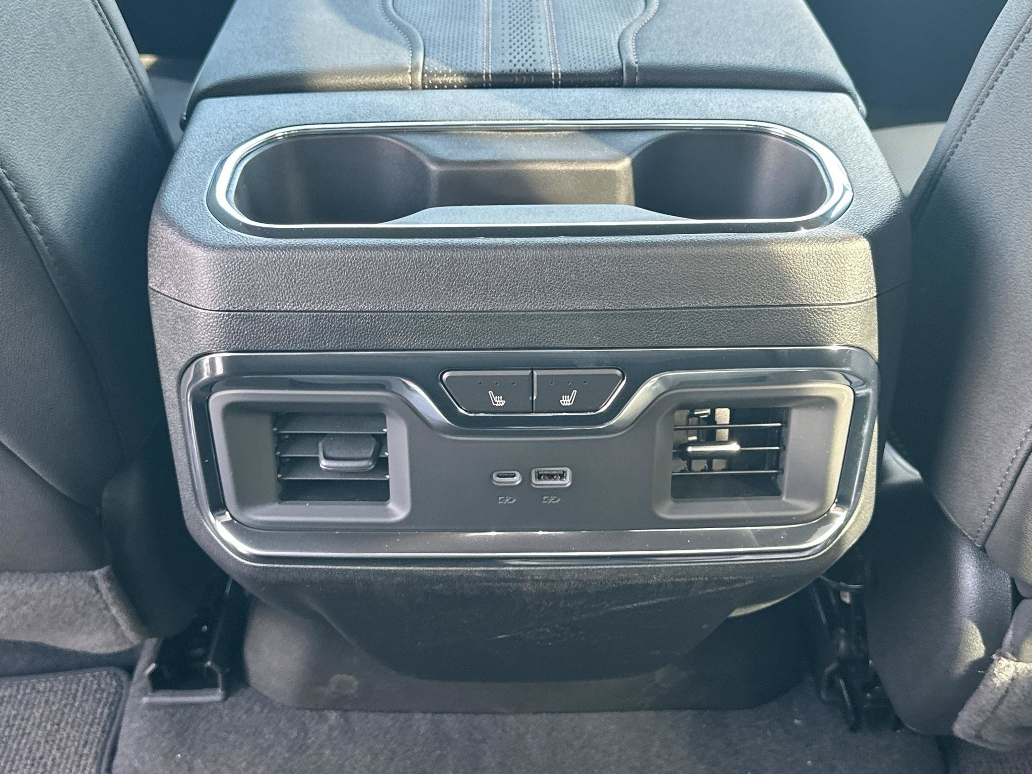 New 2026 Chevrolet Silverado 3500 High Country w/ Technology Package AWD/4WD image 6