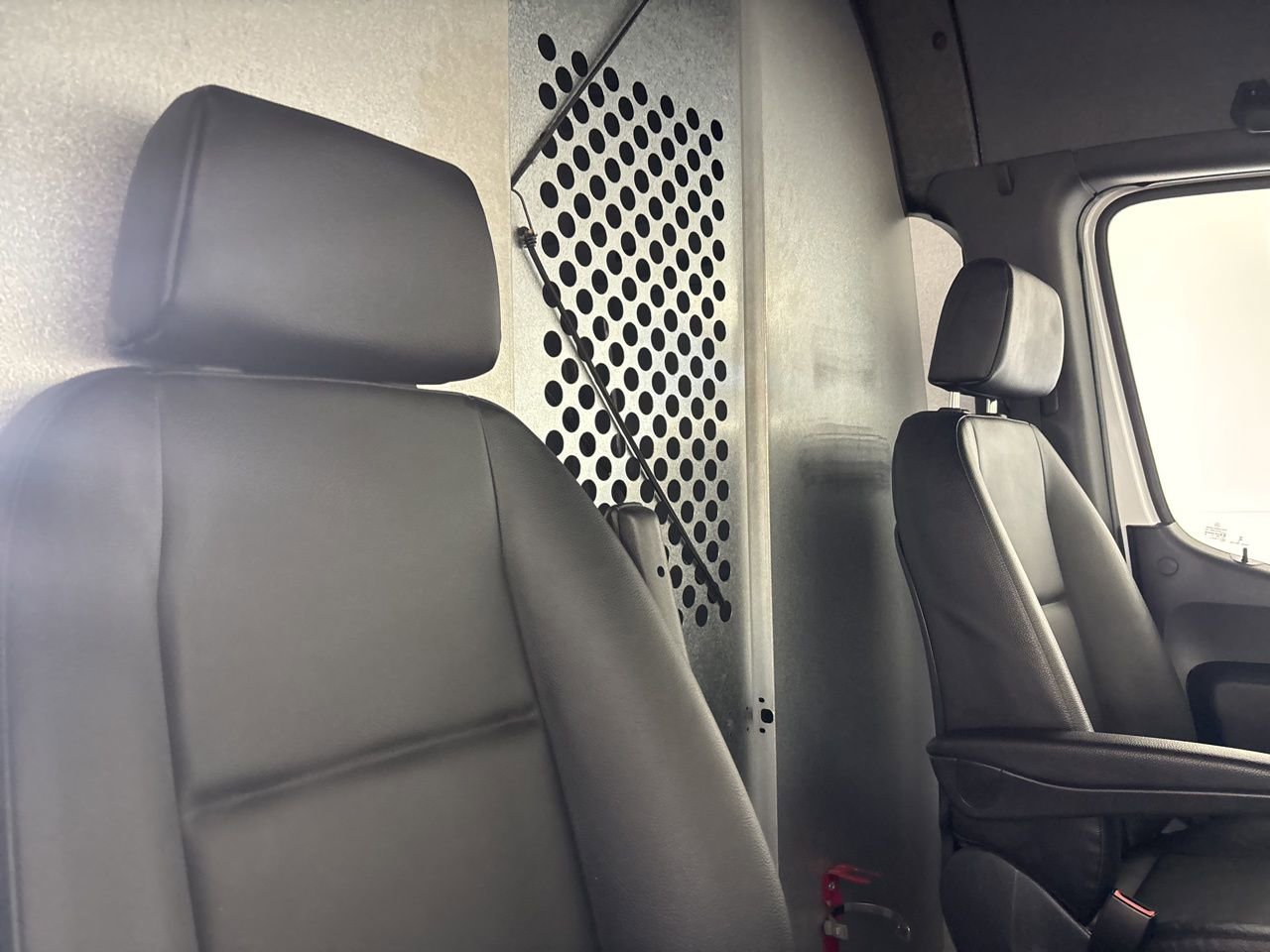 Used 2024 Mercedes-Benz Sprinter 2500 w/ Acoustic Package image 20