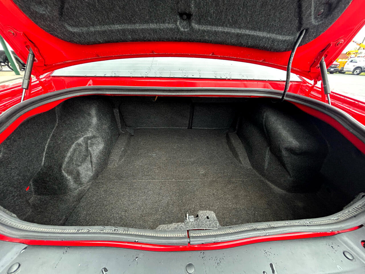 Used 2018 Dodge Challenger SXT image 11