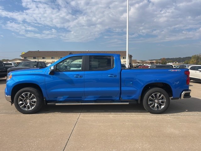 Used 2025 Chevrolet Silverado 1500 LT image 11