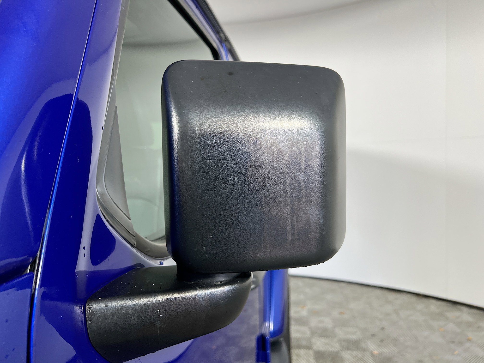 Used 2018 Jeep Wrangler Unlimited Sahara AWD/4WD image 13