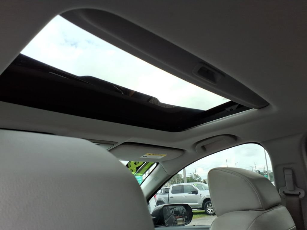 Used 2018 Honda CR-V EX-L image 18