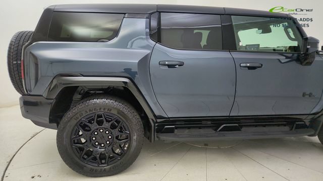 Used 2025 GMC Hummer EV 3X w/ LPO, Illumination Package AWD/4WD image 12