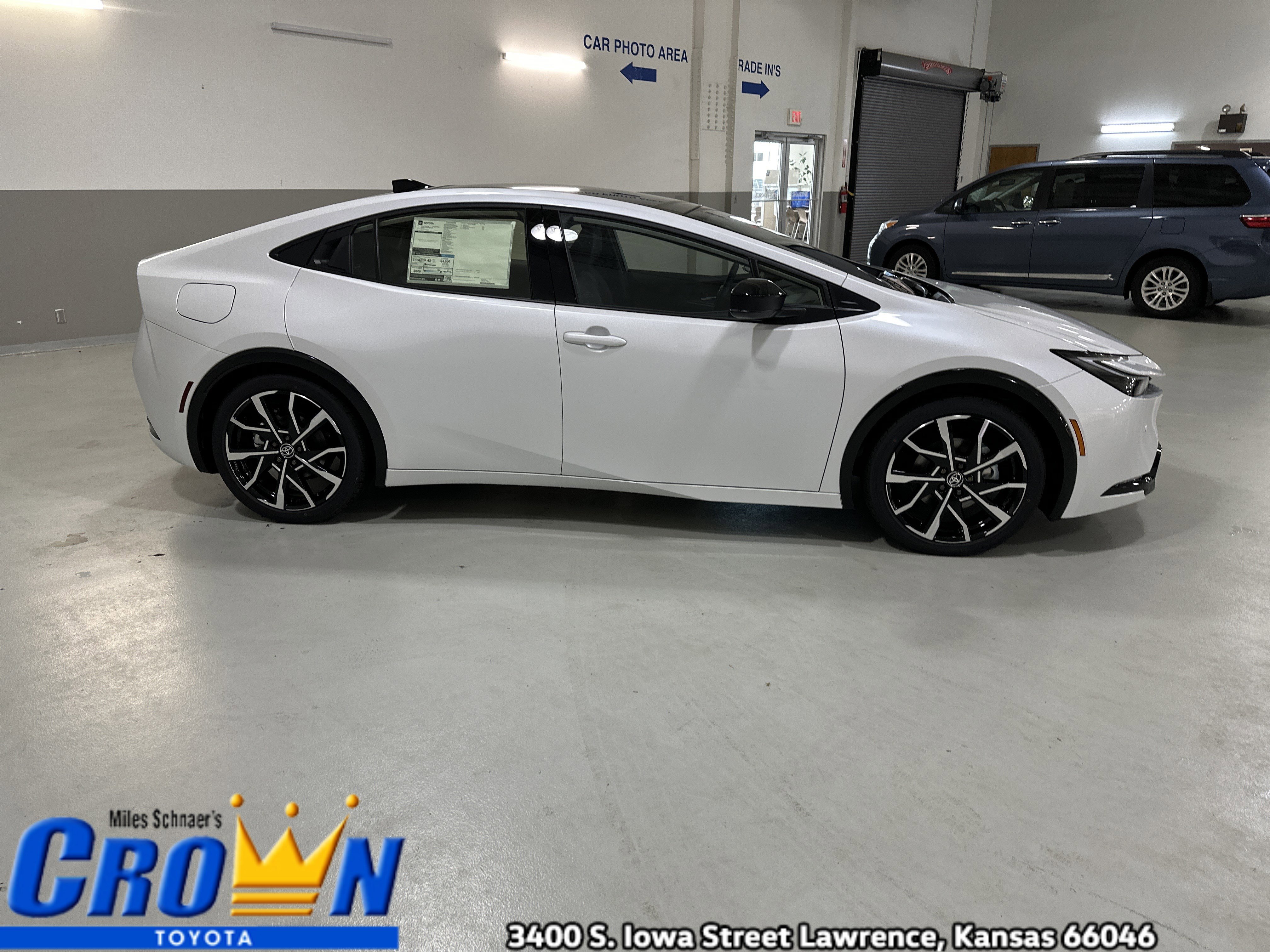 New 2026 Toyota Prius Plug-In Hybrid image 10