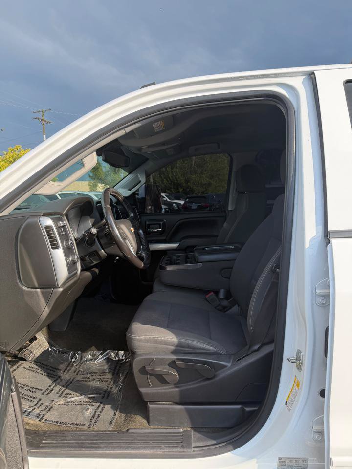 Used 2018 Chevrolet Silverado 2500 LT AWD/4WD image 17
