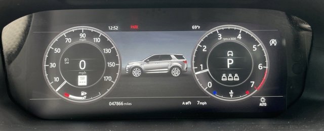 Used 2020 Land Rover Discovery Sport SE R-Dynamic image 22