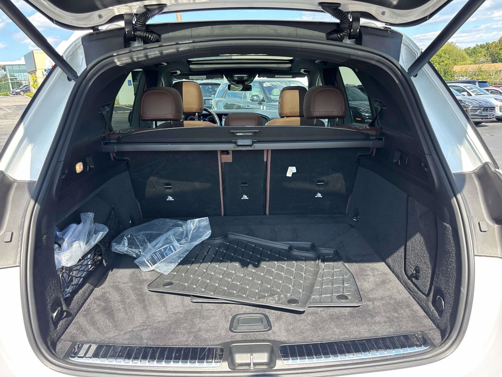 Used 2024 Mercedes-Benz GLE 350 4MATIC image 14