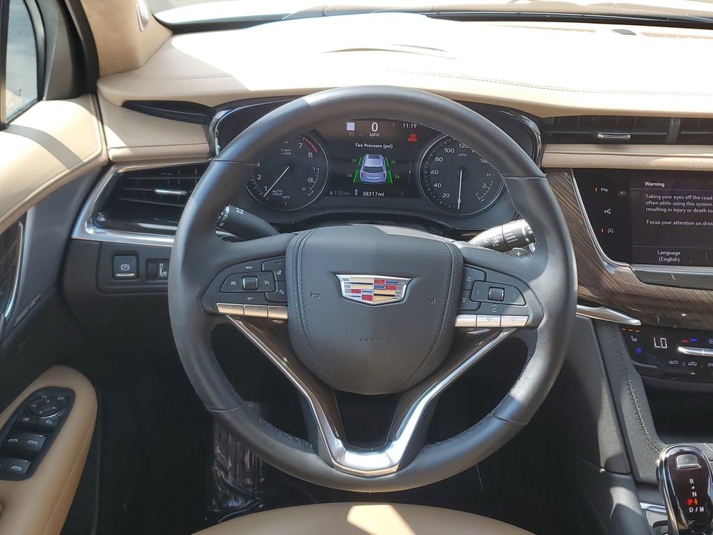 Certified 2024 Cadillac XT6 Premium Luxury w/ Platinum Package image 18