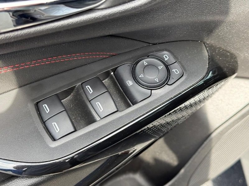 Used 2024 Chevrolet Trax RS w/ Driver Confidence Package FWD image 18