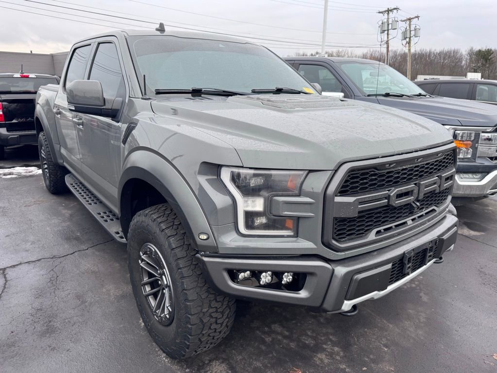 Used 2020 Ford F150 Raptor w/ Equipment Group 802A Luxury image 3