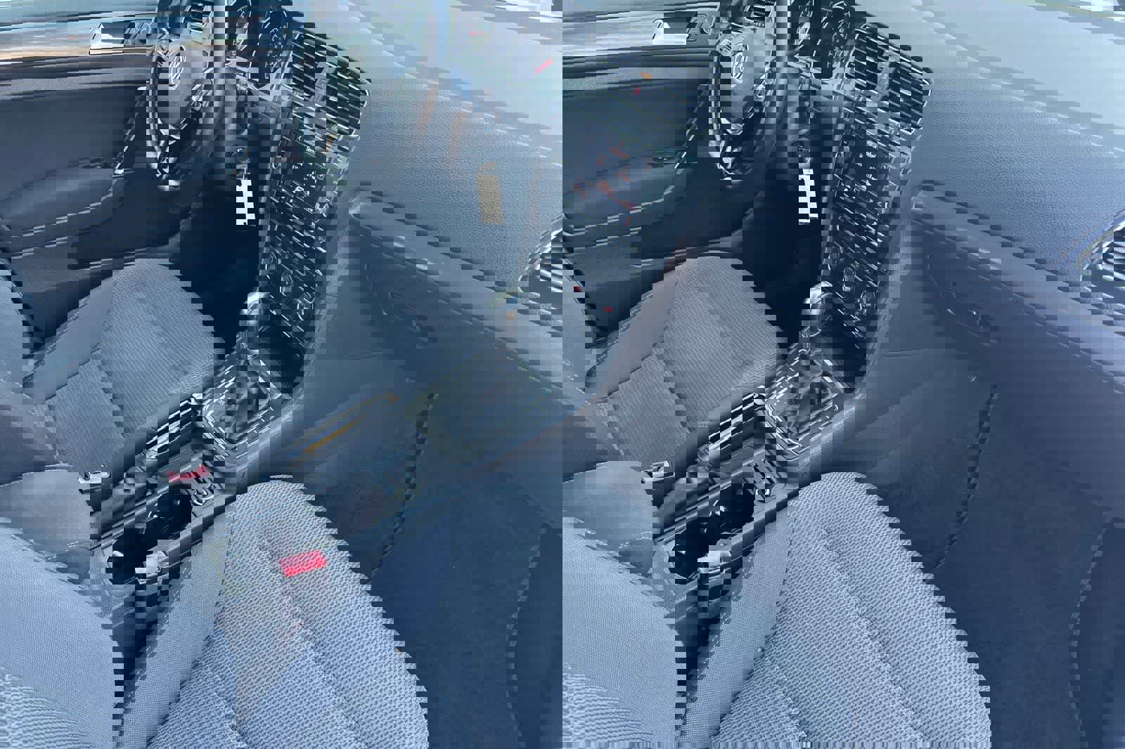 Used 2019 Volkswagen Golf S image 19