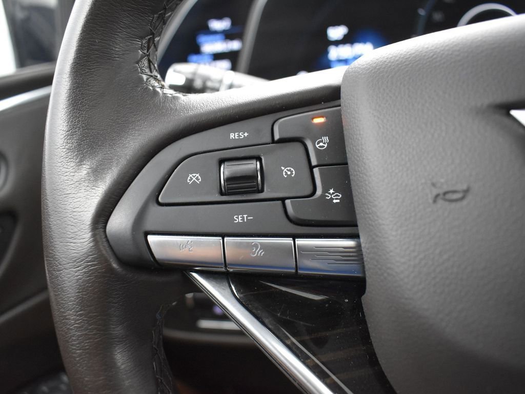 Used 2022 Cadillac Escalade Sport w/ Touring Package image 17