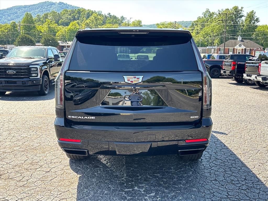 Used 2026 Cadillac Escalade Sport AWD/4WD image 6