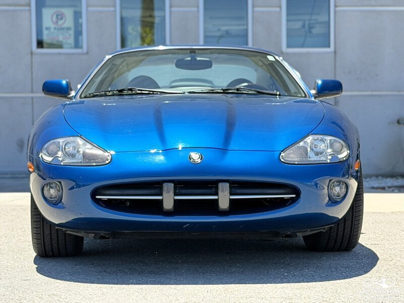 Used 1998 Jaguar XK8 Coupe RWD image 2