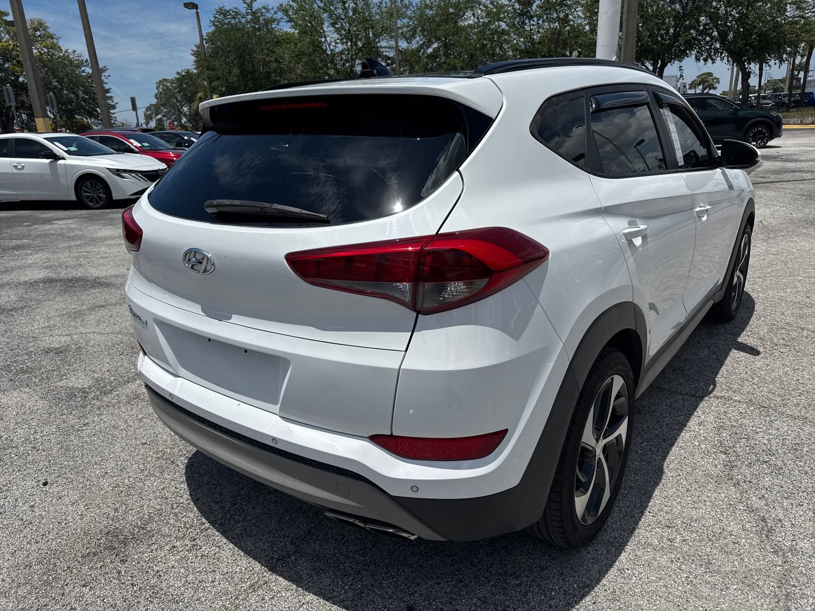 Used 2018 Hyundai Tucson Value FWD image 12