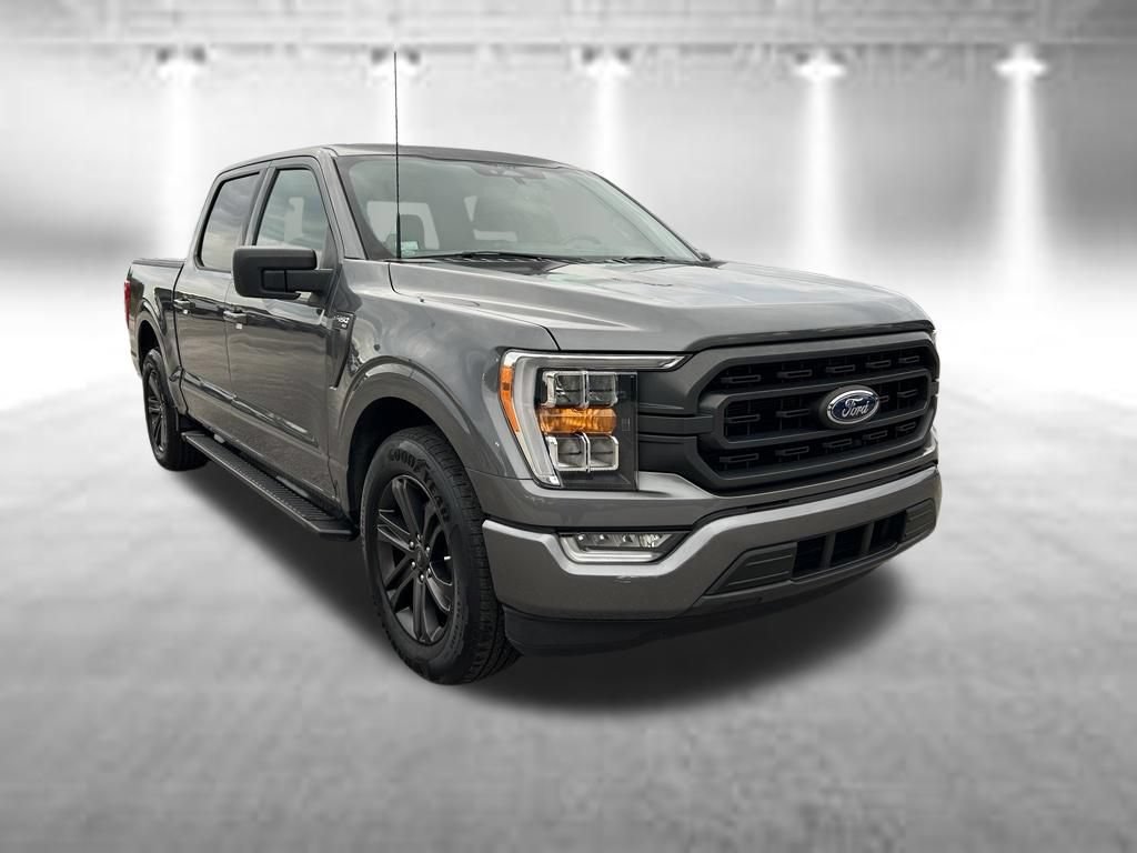 Used 2022 Ford F150 XLT w/ Equipment Group 302A High RWD image 2
