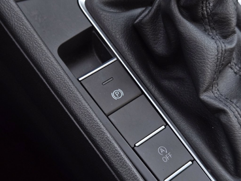 Used 2022 Volkswagen Jetta Sport FWD image 19