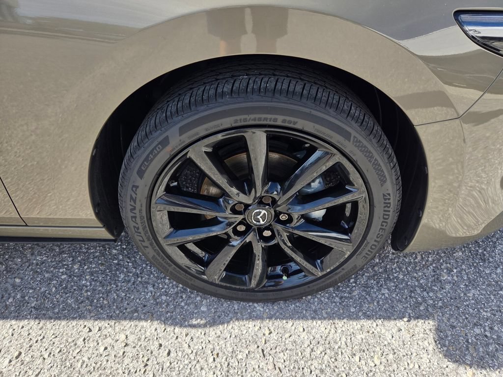Certified 2025 MAZDA MAZDA3 Carbon AWD/4WD image 18