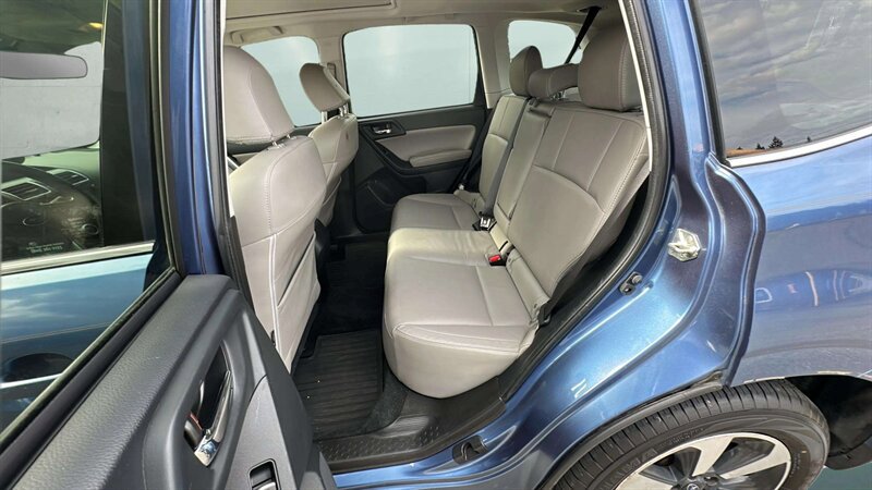 Used 2017 Subaru Forester 2.5i Limited w/ Popular Package #2 AWD/4WD image 17
