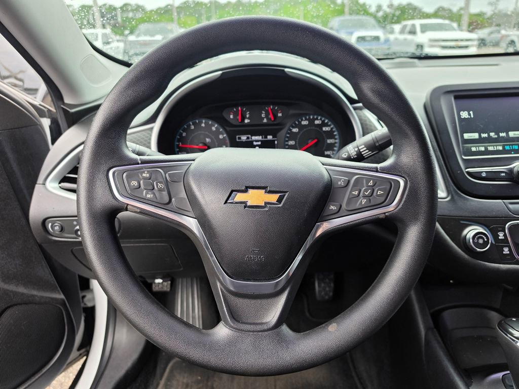 Used 2018 Chevrolet Malibu LS FWD image 20
