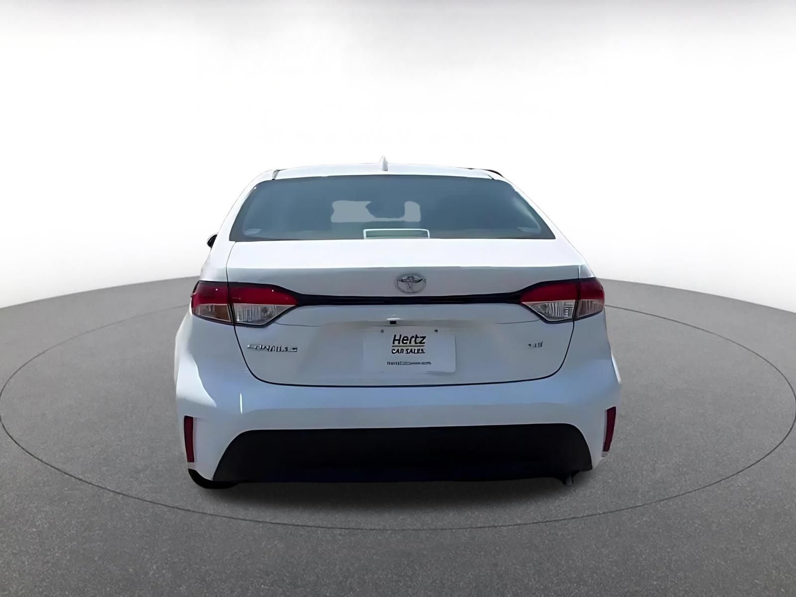 Used 2025 Toyota Corolla LE FWD image 14