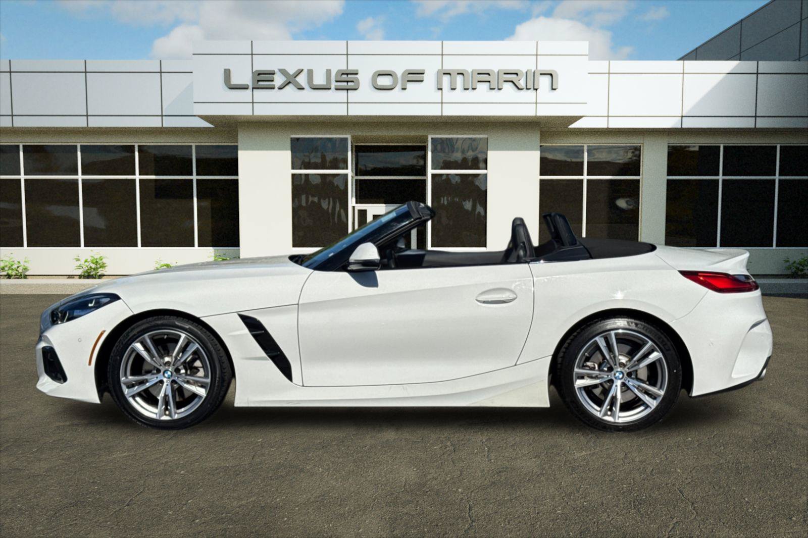 Used 2025 BMW Z4 sDrive30i RWD image 2