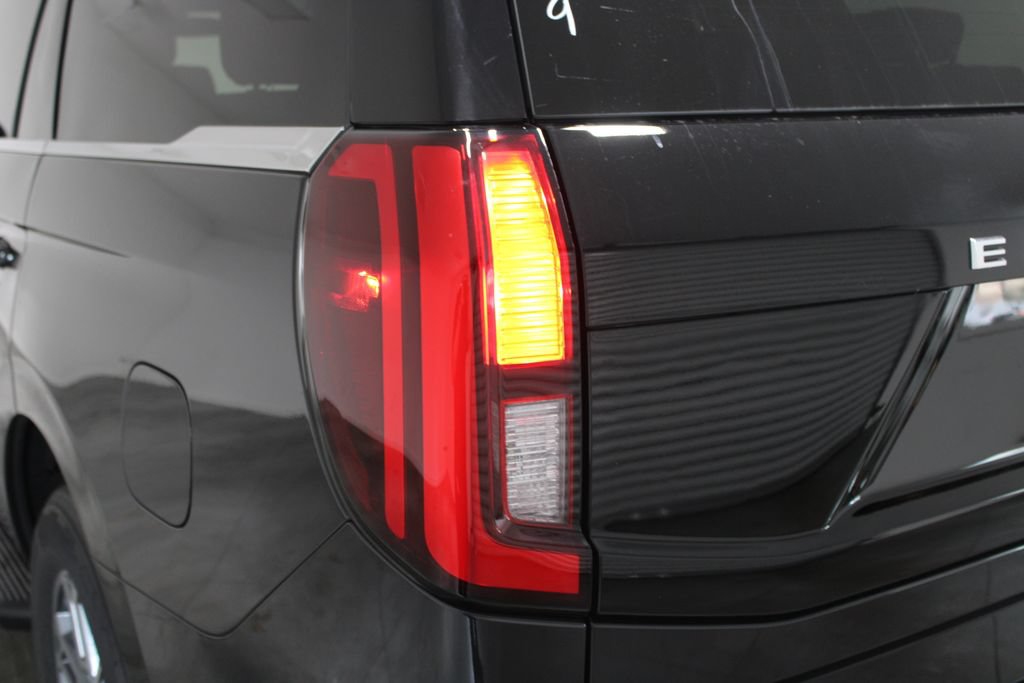 New 2026 Ford Expedition Active RWD image 54