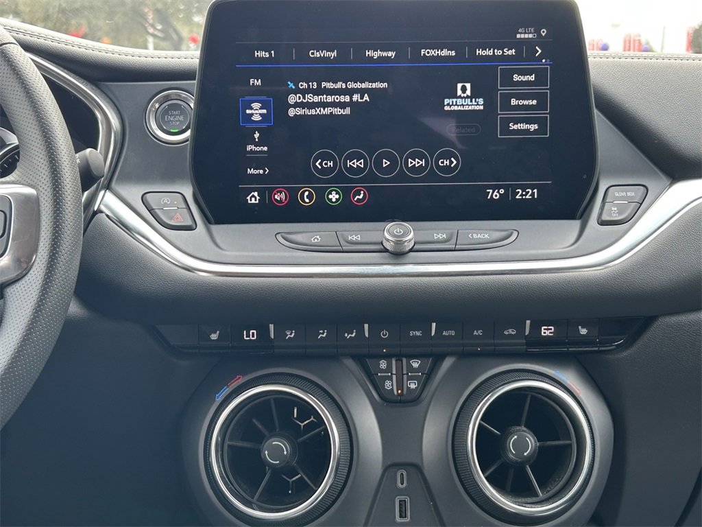 Used 2025 Chevrolet Blazer LT image 15