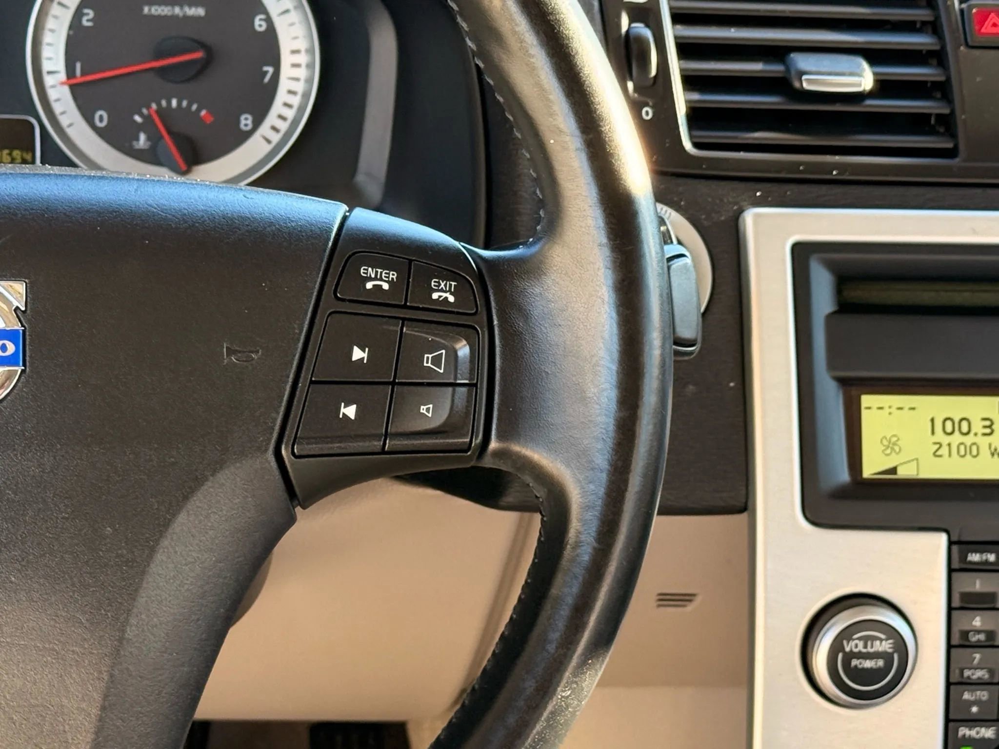 Used 2013 Volvo C70 T5 image 27