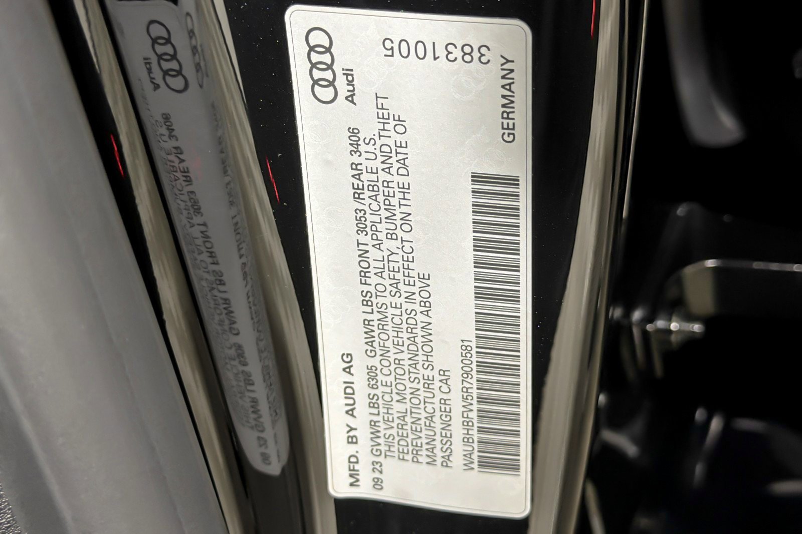 Certified 2024 Audi RS e-tron GT w/ Carbon Performance Package image 27