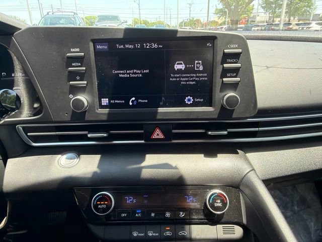 Used 2022 Hyundai Elantra SEL w/ Cargo Package FWD image 7