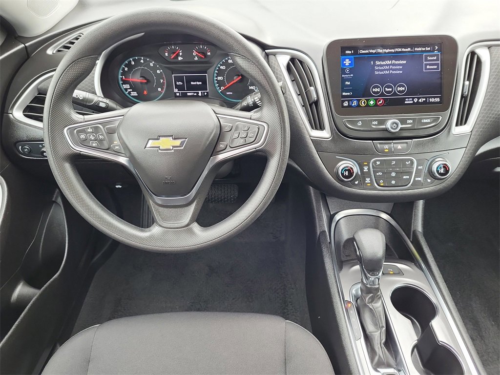 Certified 2025 Chevrolet Malibu LT image 9