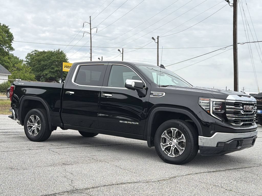 Used 2025 GMC Sierra 1500 SLT AWD/4WD image 25
