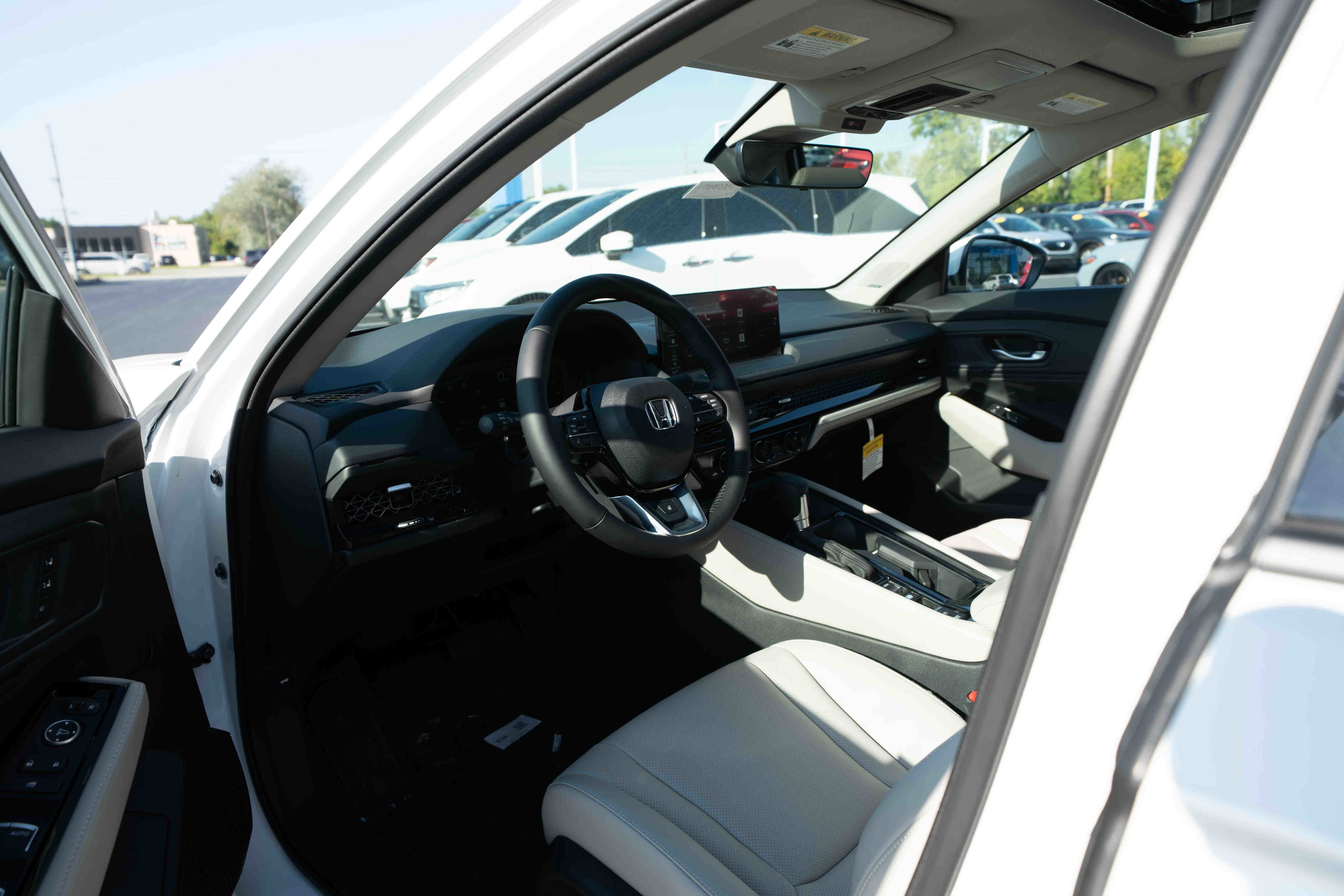 New 2025 Honda Accord Touring image 8