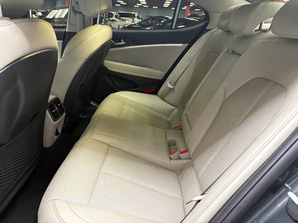 Used 2021 Genesis G70 2.0T AWD/4WD image 34