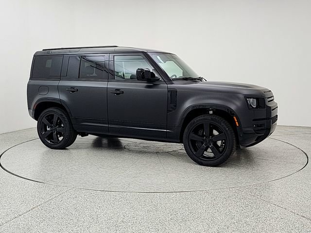 New 2026 Land Rover Defender 110 X-Dynamic SE AWD/4WD image 3