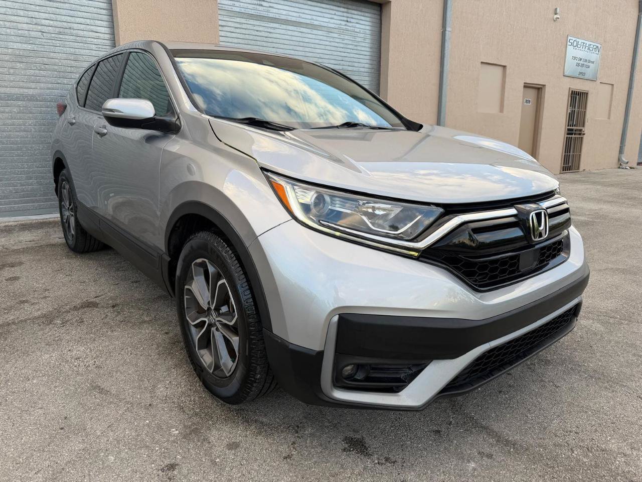 Used 2020 Honda CR-V EX image 2
