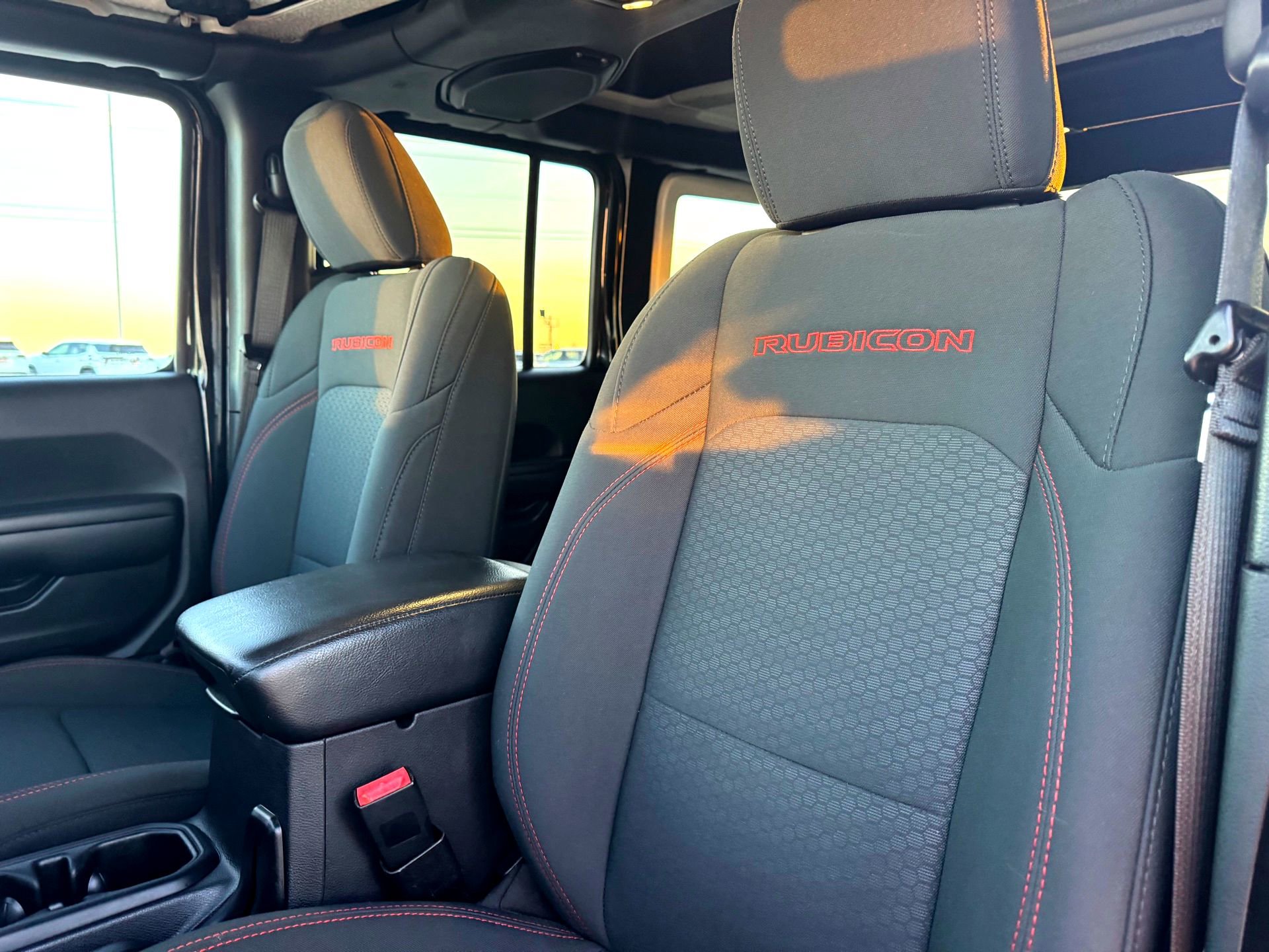 Used 2021 Jeep Wrangler Unlimited Rubicon w/ Steel Bumper Group image 14