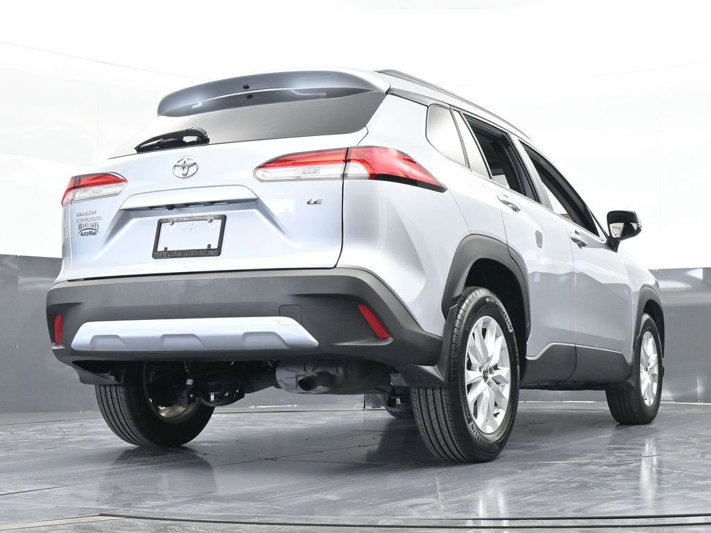Used 2023 Toyota Corolla Cross LE image 54