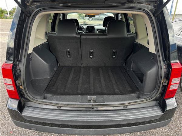 Used 2015 Jeep Patriot High Altitude AWD/4WD image 20