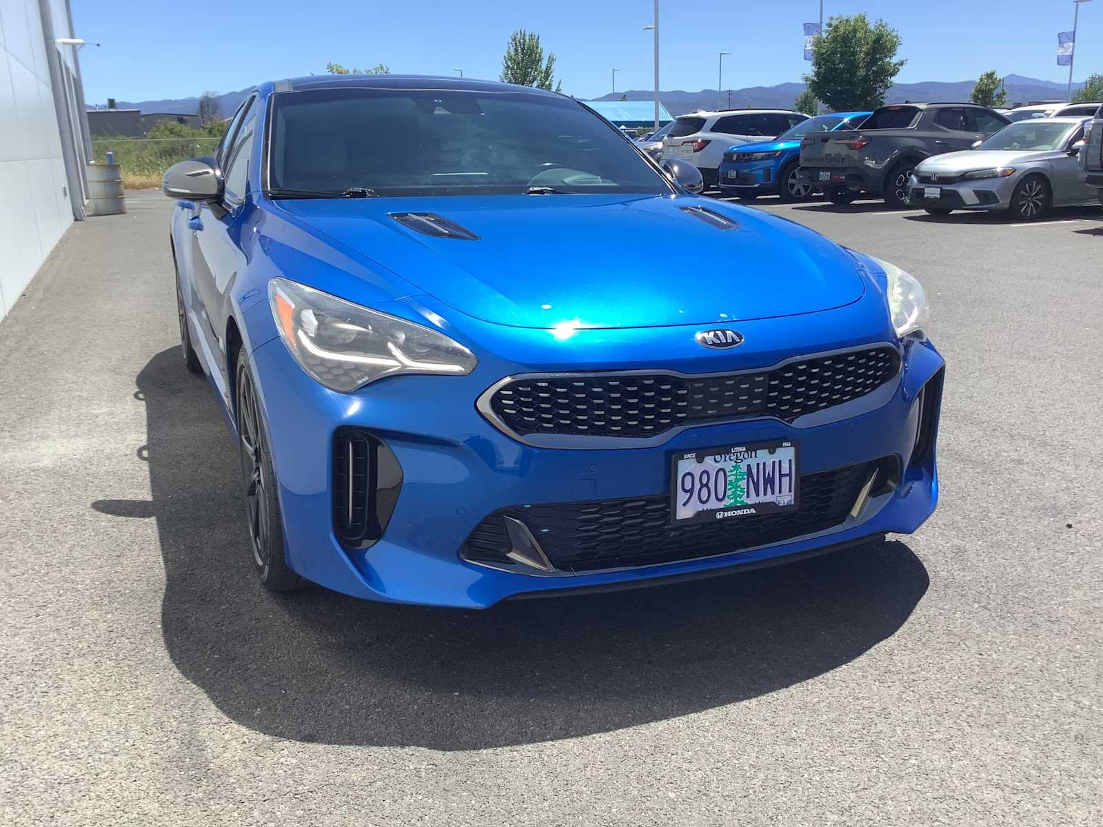 Used 2018 Kia Stinger GT2 AWD/4WD image 9