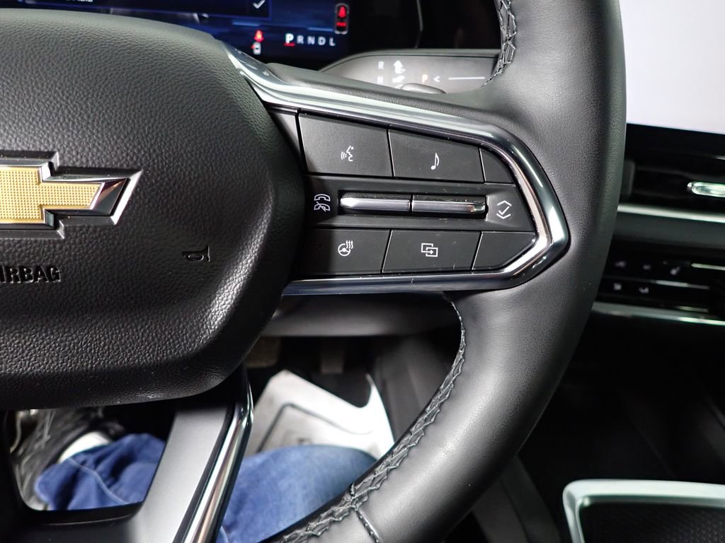 Used 2025 Chevrolet Equinox LT image 26