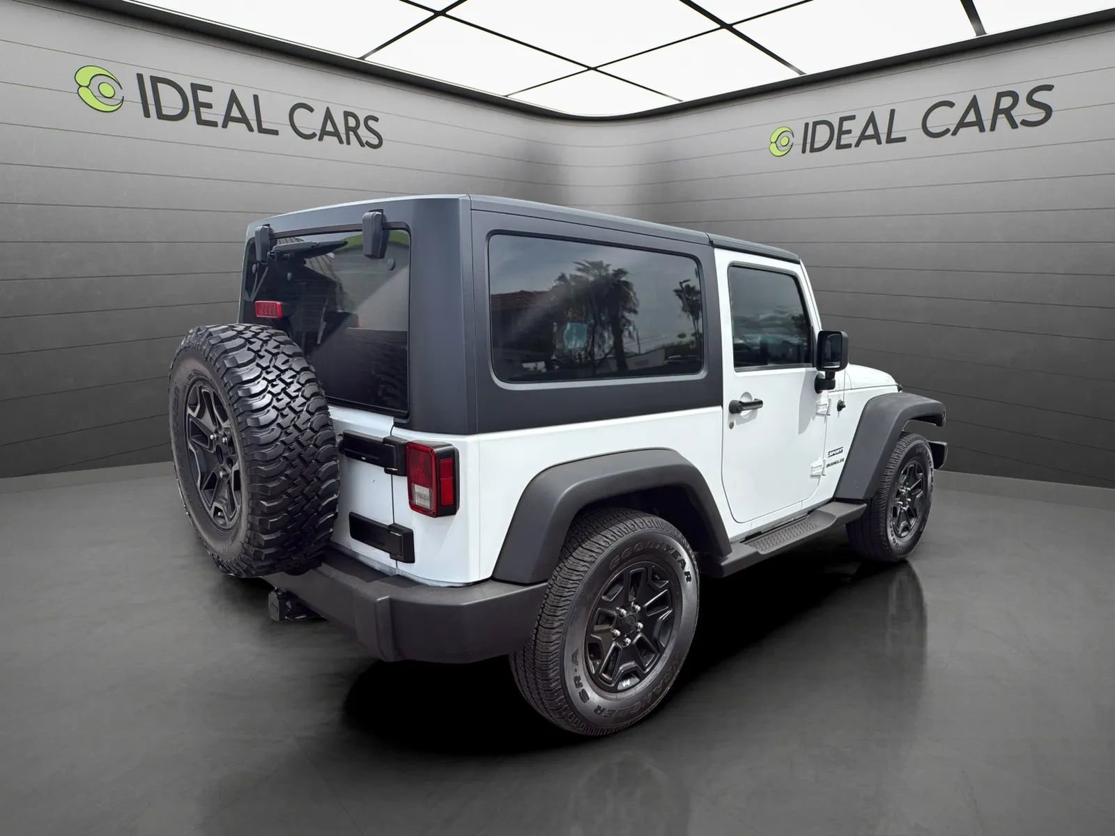 Used 2015 Jeep Wrangler Sport AWD/4WD image 5